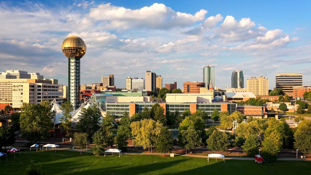 The Pros and Cons of Living in Knoxville, TN